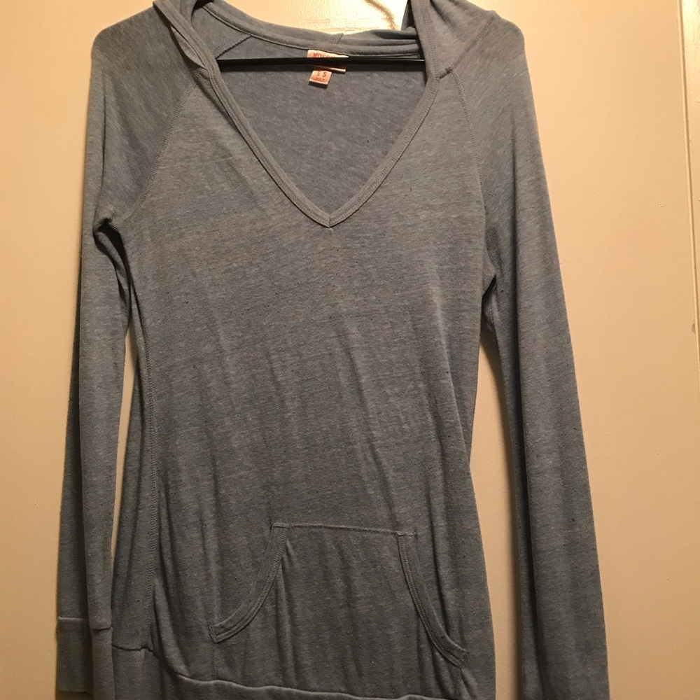Long sleeve with hood